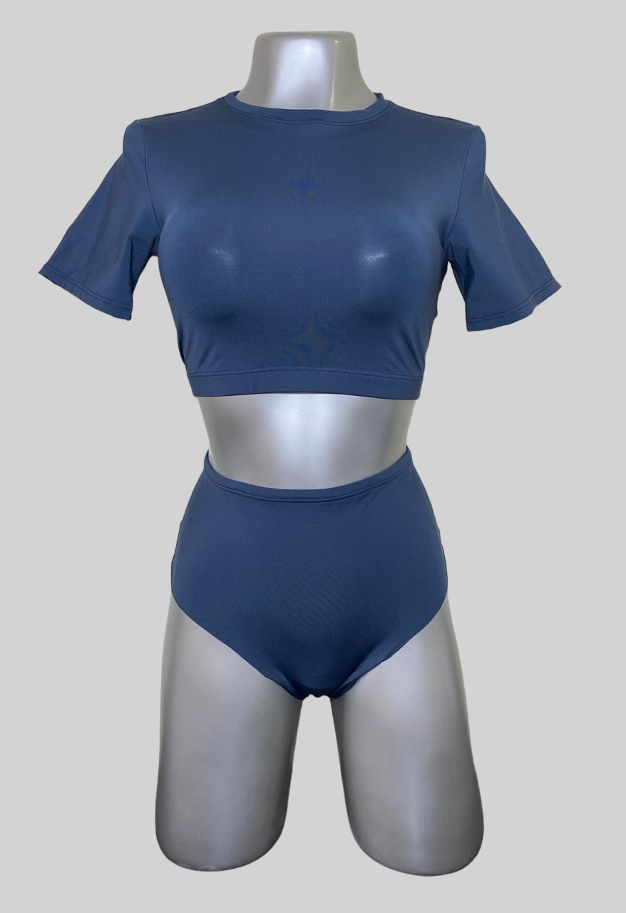 CONJUNTO CROP TOP + CACHETERO - REF 7