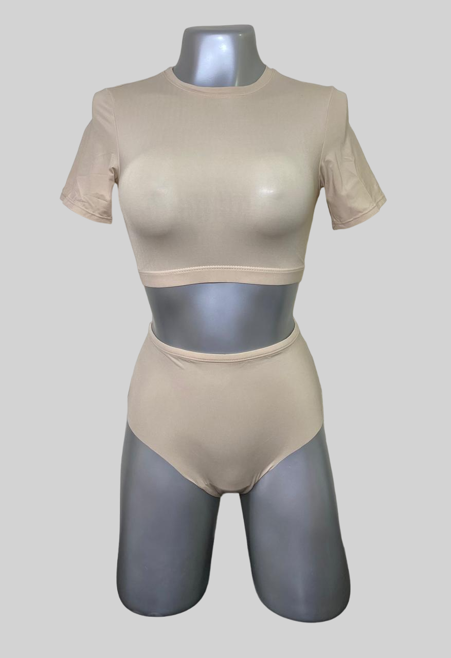 CONJUNTO CROP TOP + CACHETERO - REF 7
